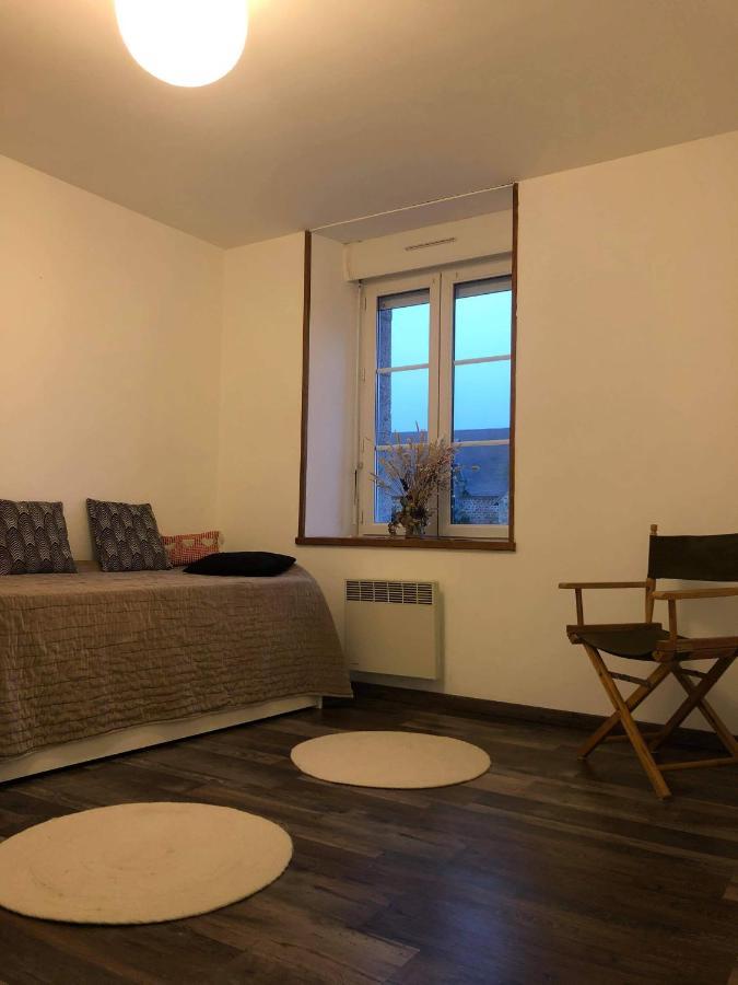 Maison De La Besliere Meuble De Tourisme 2 Etoiles Folligny Екстериор снимка
