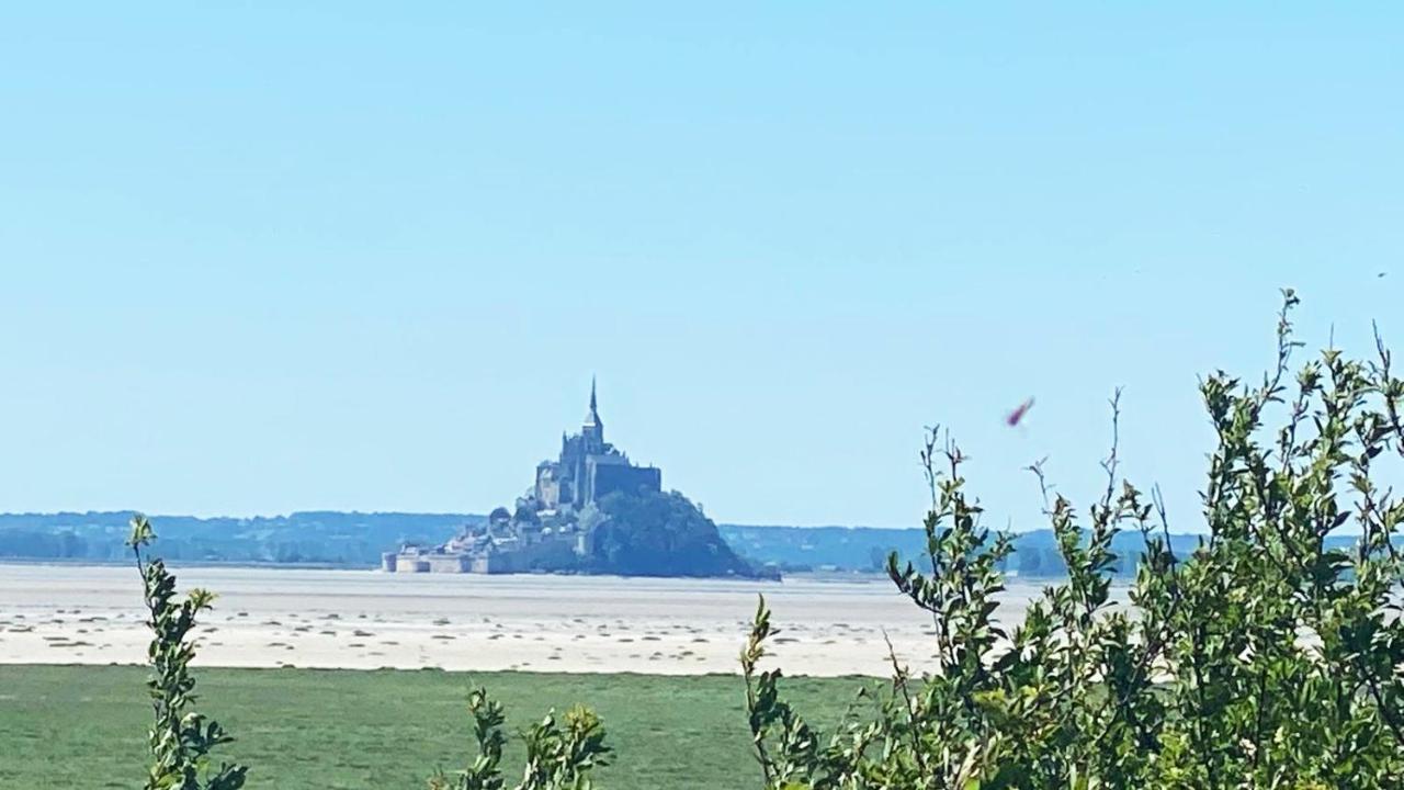 Maison De La Besliere Meuble De Tourisme 2 Etoiles Folligny Екстериор снимка