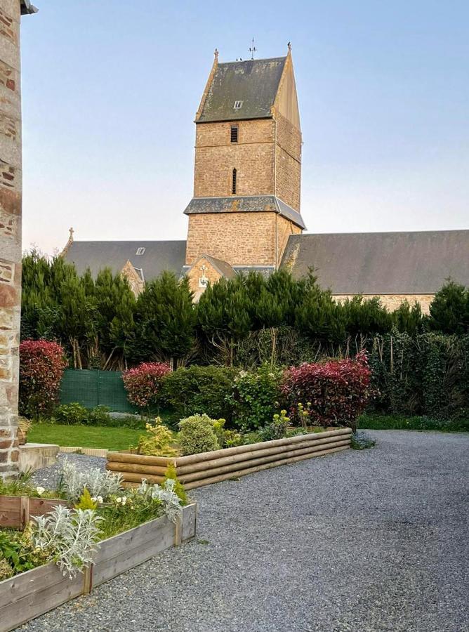 Maison De La Besliere Meuble De Tourisme 2 Etoiles Folligny Екстериор снимка